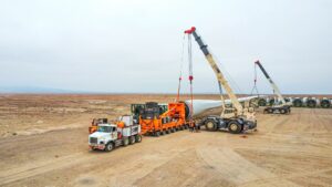 Oretrans deployed its Cometto BladeMax1000 to help transport the N162 turbine blades for the San Juan de Marcona wind farm project.