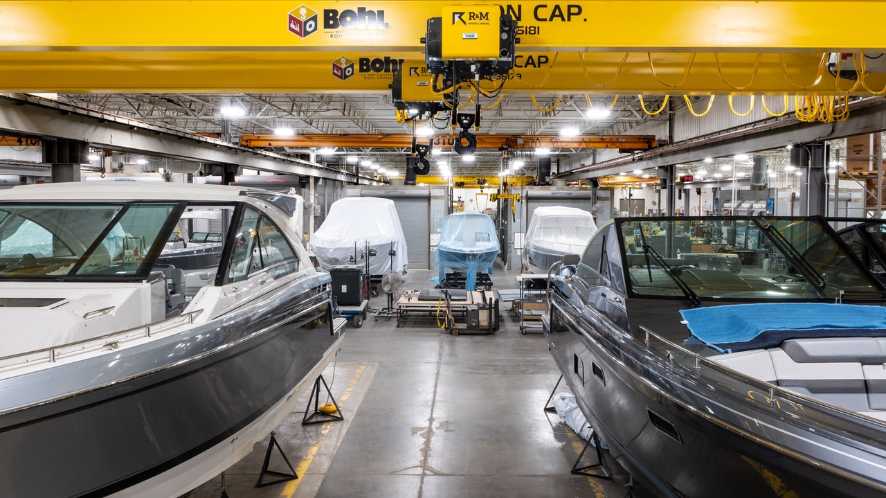 Bohl Crane upgrades world-renowned powerboats' hoisting appplications ...