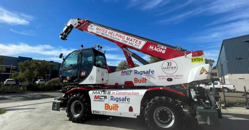 MATES in Construction has stickered a Magni Rotational Telehandler to raise mental health awareness.